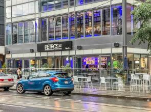 Stallion Suites - Entertainment District