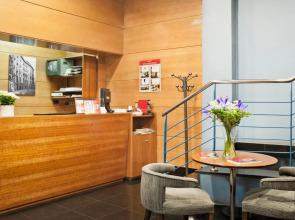 Aparthotel Ramón de la Cruz 41