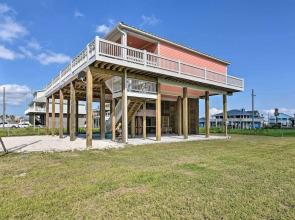 Ocean View + Wraparound Deck: Crystal Beach Home!