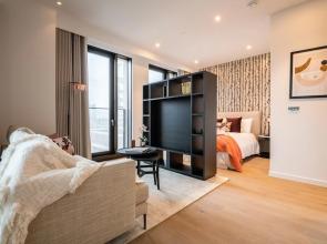 Sensational Studio Apartment in London s Vibrant Canary Wharf