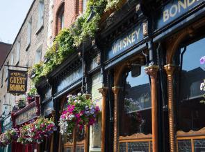 O'Neills Victorian Pub and Townhouse