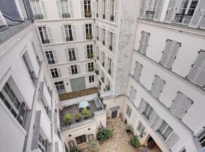 Authentic Apartment - 1br/4p - Near the Louvre