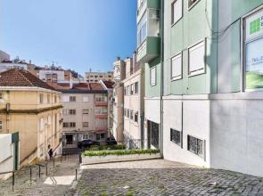 Stunning 2-Bedroom Apartment in Benfica, Lisbon
