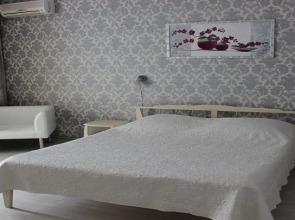 Аурелия (Севастополь)