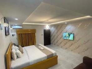 Maracanaluxury Hotel & Suites