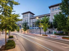 Pianista Apartment Granada by A3Rentals