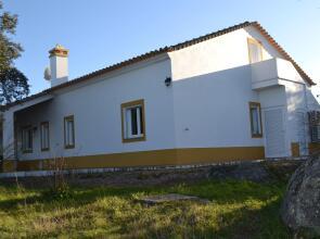 Tranquil Alentejo Villa With Pool