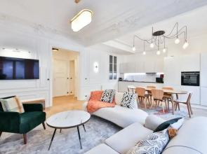 Champs Elysees!Montaigne, New Luxurious 6pers Flat