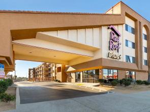 Red Roof PLUS+ Chula Vista