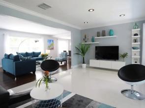 Modern Miami Family Home Mins From The Beaches