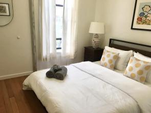 Beautiful Three Bedroom Apartment in NYC