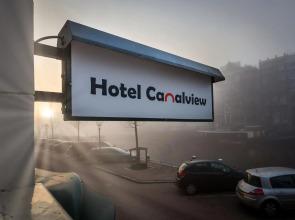 Hotel Canal View
