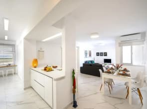 Mackenzie Leo Seafront Suite