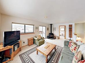 Riverfront Retreat - 3 Br Home