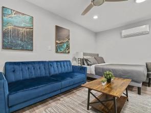 Stylish Studio Downtown Evonify