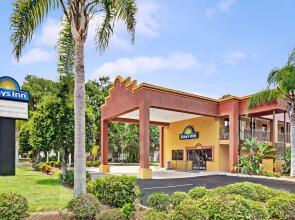 Days Inn by Wyndham Daytona Beach Downtown