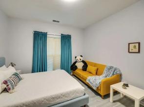 ~ 2 Mi From UK: Gorgeous Lexington Retreat!