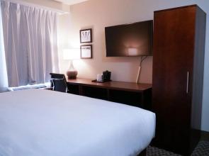 Hotel Mint JFK Airport