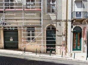 ALTIDO Stunning 4BR Apt w/terrace&seaview in Alfama