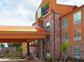 Holiday Inn Express Hotel & Suites Lafayette South by IHG