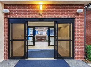 Holiday Inn Express  Suites Longview South I-20