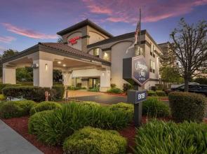 Hampton Inn Oakland-Hayward