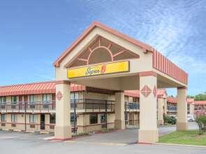 Super 8 by Wyndham Tulsa/Route 66