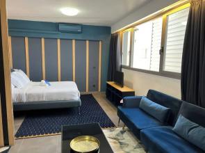 Modular Suites Alfonso Gomez