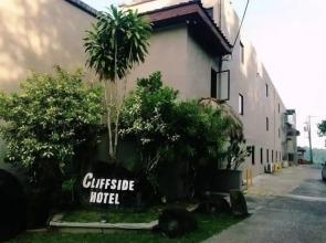 Cliffside Hotel