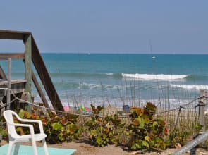 Sea Scape Oceanfront Motel