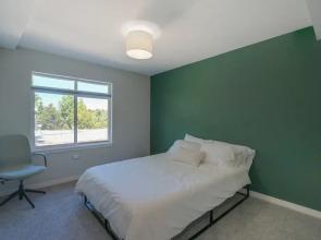 5 Min To Downtown Seattle! 3br & 2ba Cozy Townhome 3 Bedroom Townhouse by Redawning