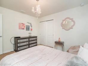 Windsor at Westside 8840