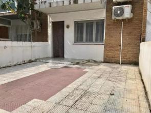 Casa con jardín y parking La Pineda 114D - INMO22