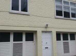 2 Bedrooms Apartment in Central London