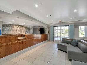 Motel 6 Ontario Convention Center- Airport