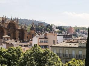 Chezmoihomes Luxury Cathedral Penthouse