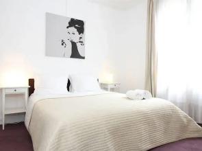 Cmg - Le Bon Marché - Sèvres D