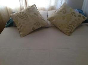 Room-comfortable Family Room With Tv, Fr