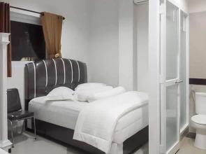 Reddoorz Plus near Palembang Airport 3