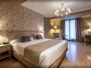 Kirei Old Town Burguerini