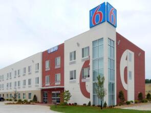 Motel 6
