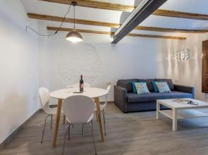 Apartup Central Market I