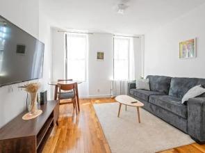 Lovely Apt Near Central Park