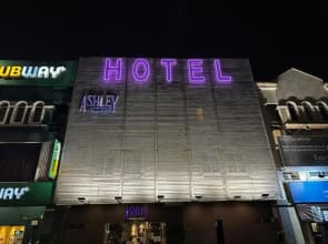 ASHLEY Boutique Hotel