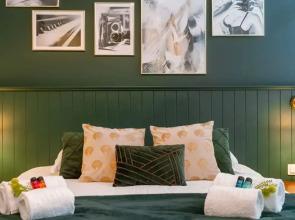 Art Deco Style Studio in the Heart of Bruges