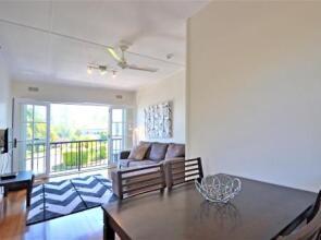 Breakers 5 2 Hill Street