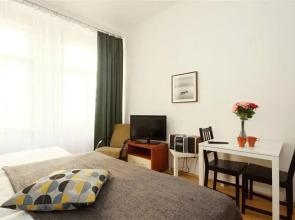 Theatre 11 - St - AAZ 48840