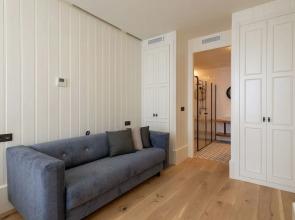 Bilbao Metropolitan Apartments by Urban Hosts