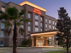 Hampton Inn & Suites Deland