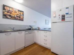 Seaspray U4, 21 Warne Tce